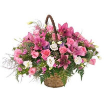 arrangement in pink
