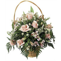 Basket Arrangement Sweet Dreams