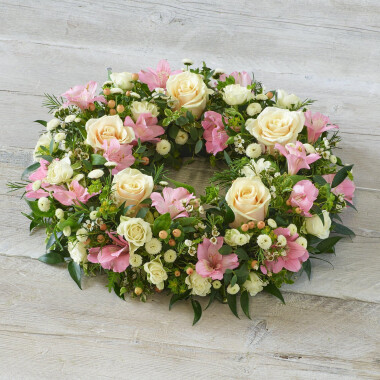 SOFT PASTEL WREATH